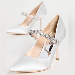 Badgley Mischka Theory Pumps